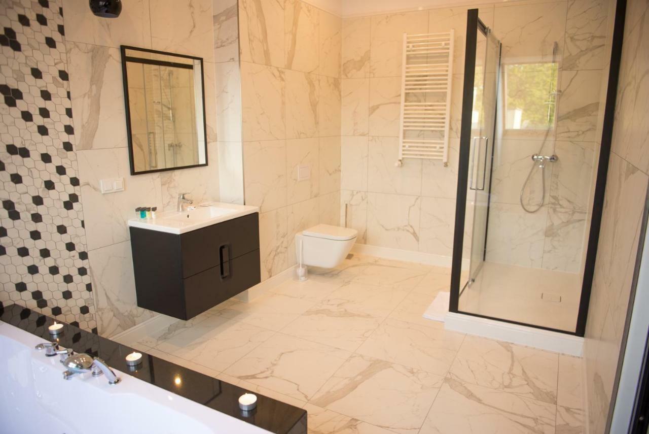Apartamenty Prestiz 92 コシャリン エクステリア 写真